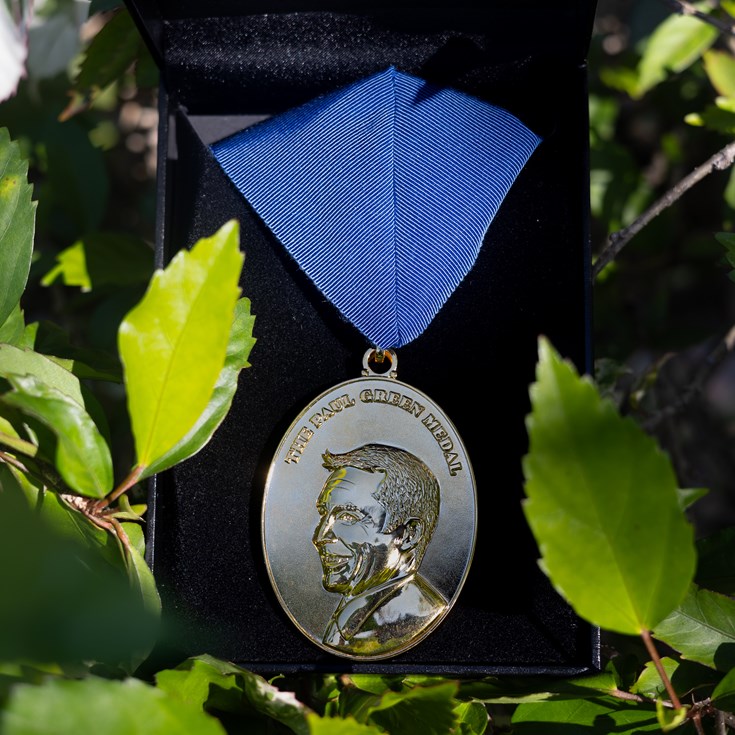 Paul Green Medal on the line in Sharks-Cowboys clash