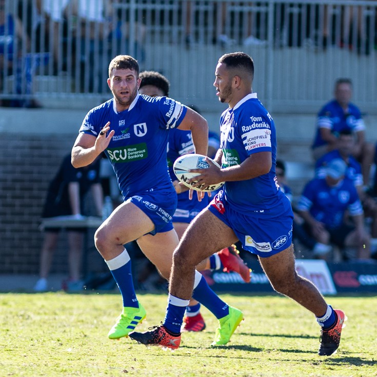 Jets snatch a draw with late try