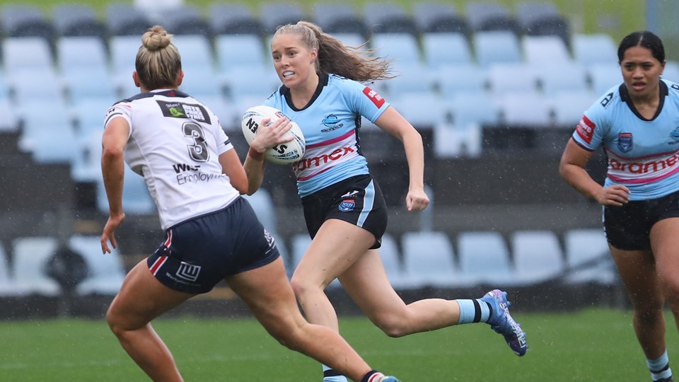 Sharks women sneak into finals with one point win
