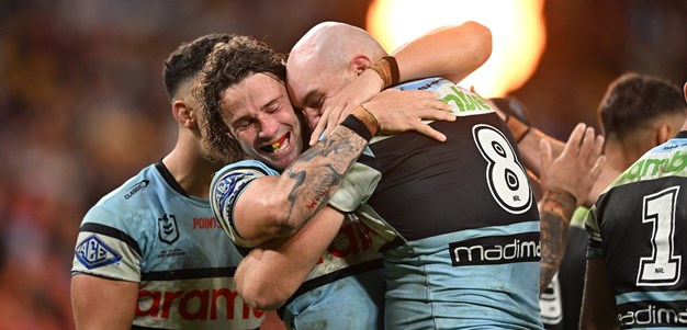 Hynes leads Cronulla past Roosters in Magic Round classic