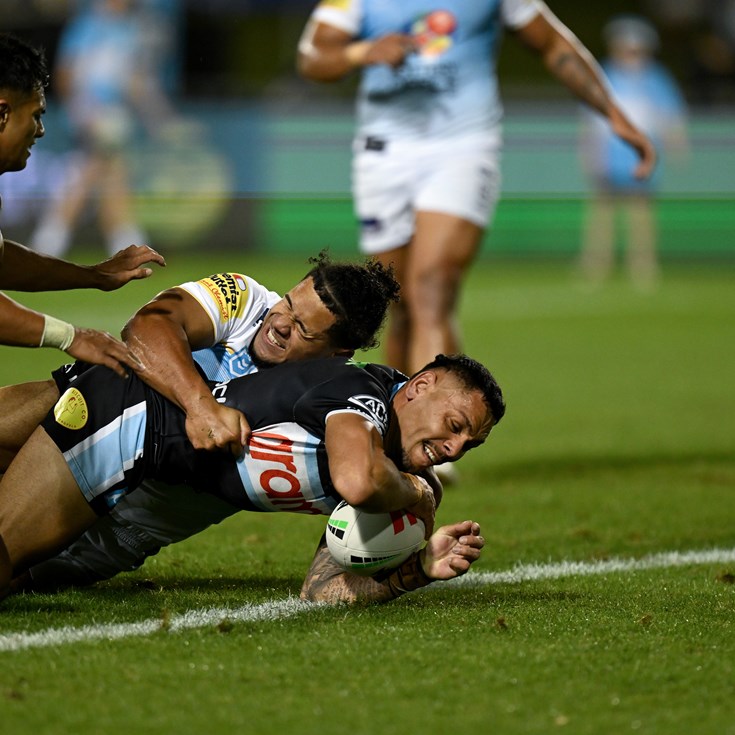 Late burst not enough for Sharks against Titans