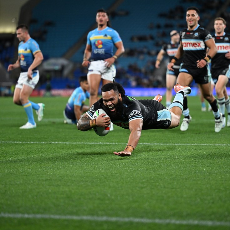 Sizzling Sharks make a statement with Titans trouncing