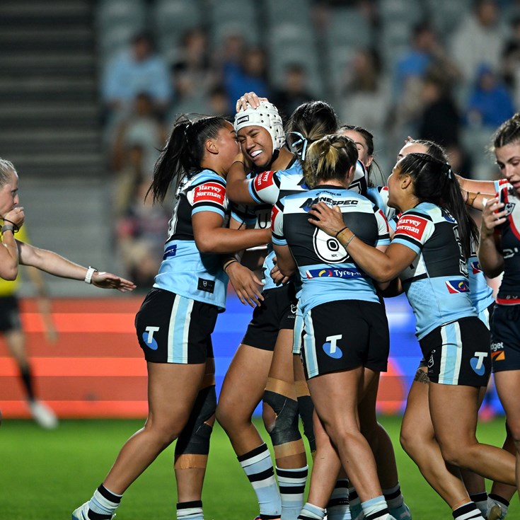 As it happened: Sharks sunk by Roosters in thriller