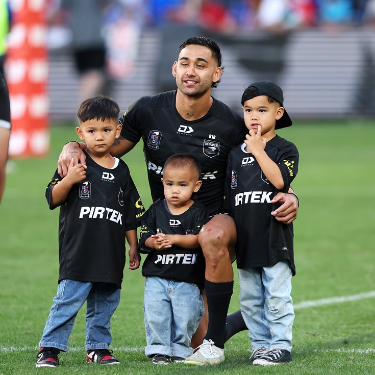 Sharks crowned as Kiwis, Jillaroos take out Pac Champs