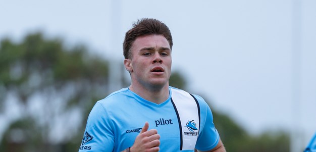 Rising Shark Dellow receives prestigious schoolboy honour