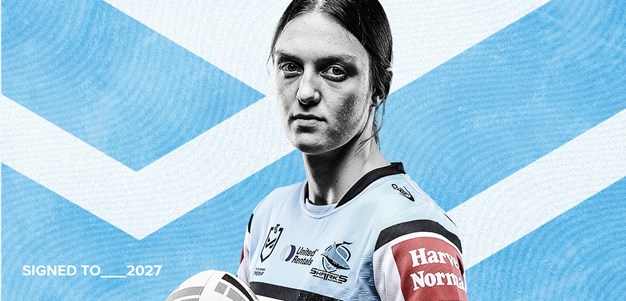 Hannaway signs on until end of '27