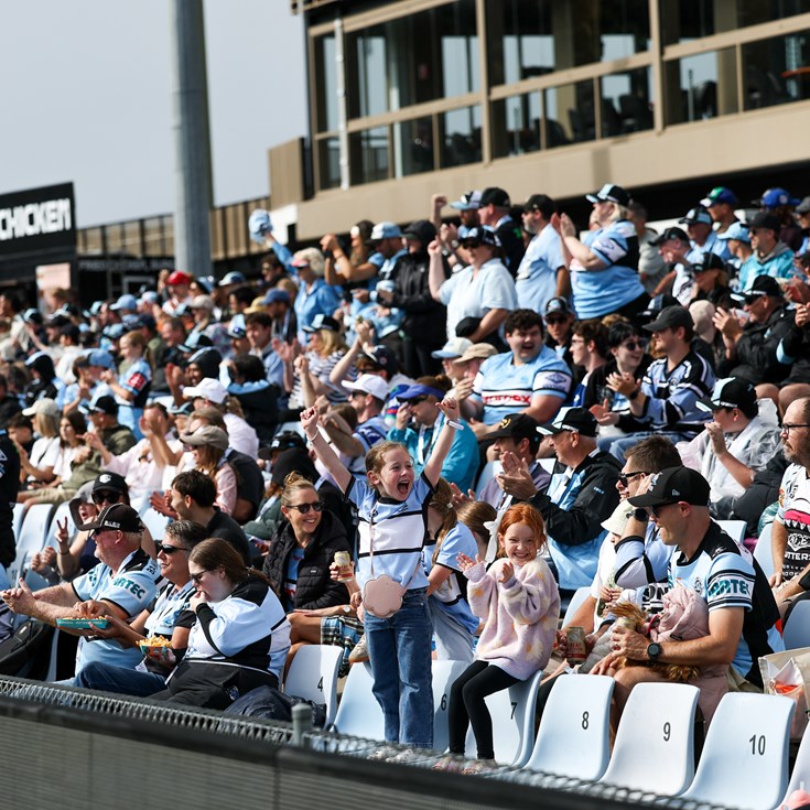 IN THE HOUSE: Fan Gallery