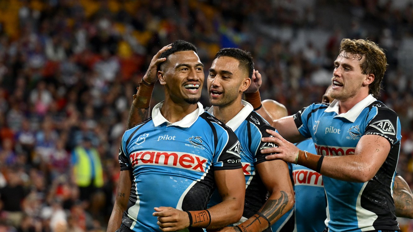 Dominant Sharks down the Dogs