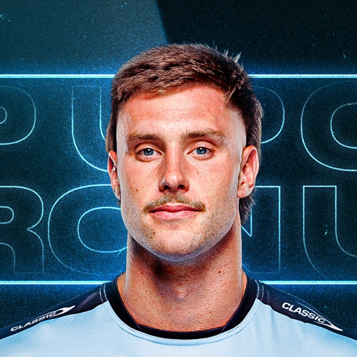 Stonestreet extends his stay at the Sharks