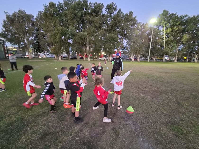 Briton Nikora coaching the Taren Point Titans under 6s.